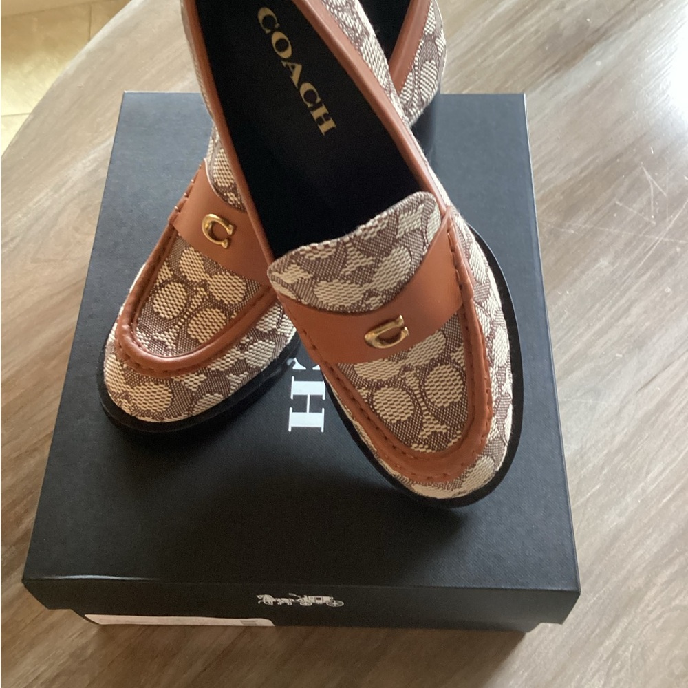 Coach Womens Natalie signature jacquard loafer